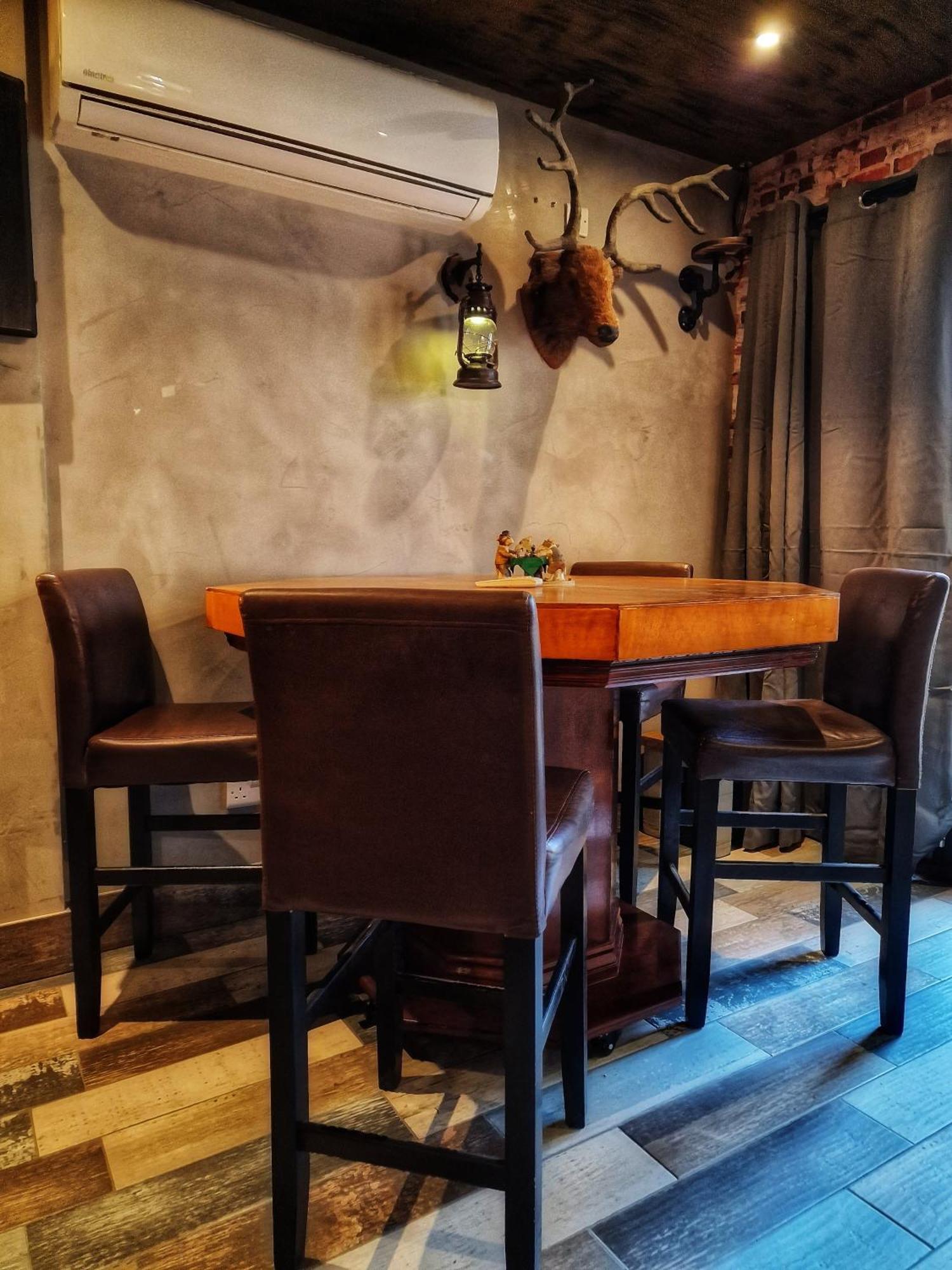 The Pub - Unique & Authentic Experience - Free Parking!, 5 Minutes From Airbus And The Mall Cribbs Bristol Dış mekan fotoğraf